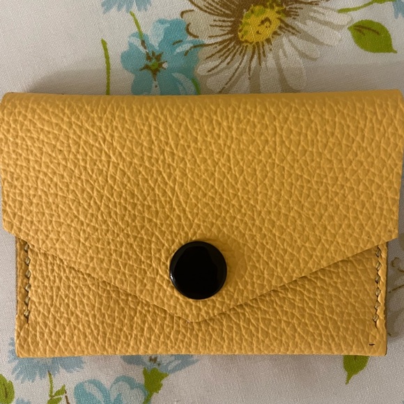 Handmade Genuine Leather Wallet - Picture 1 of 5